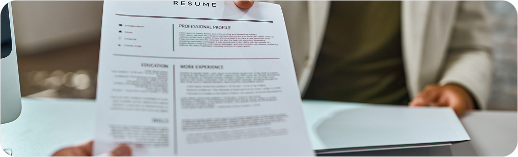 كيف تكتب سيرة ذاتية تشد الانتباه من أول نظرة؟